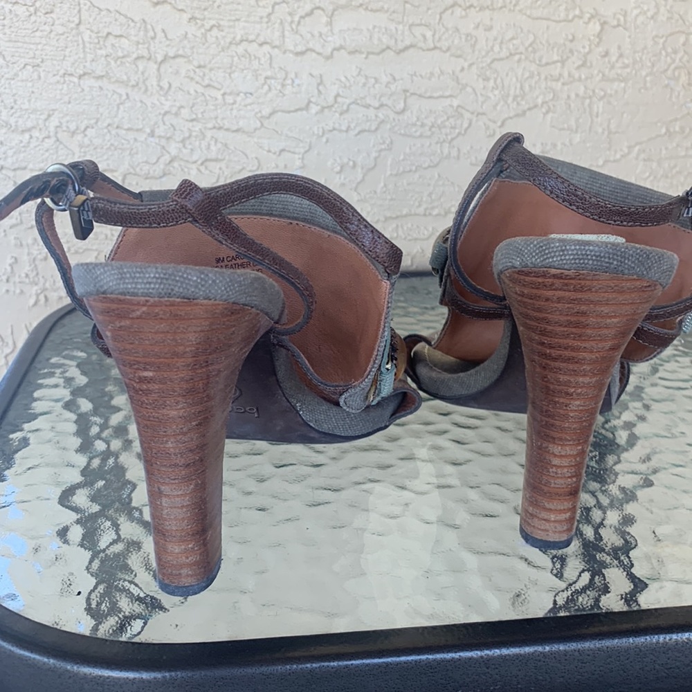 Leather jeweled green high heel sandal - Picture 2 of 4